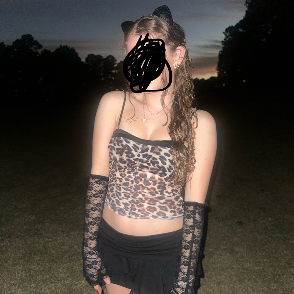 HALLOWEEN COSTUME